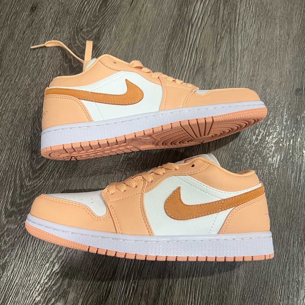 Air Jordan 1 Low